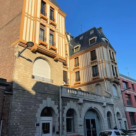 Apartment Plein Centre Cathedrale Saint Leu Hortillonnages *