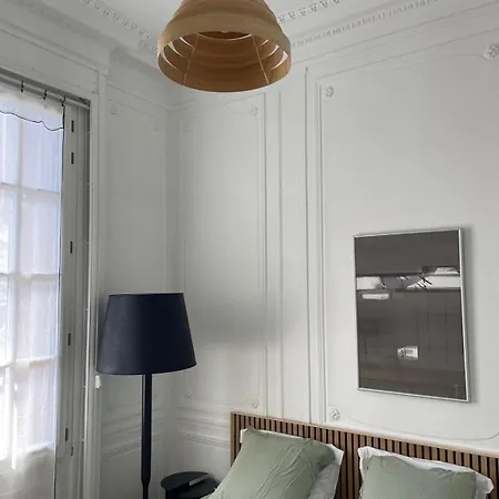 Plein Centre Cathedrale Saint Leu Hortillonnages Амьен