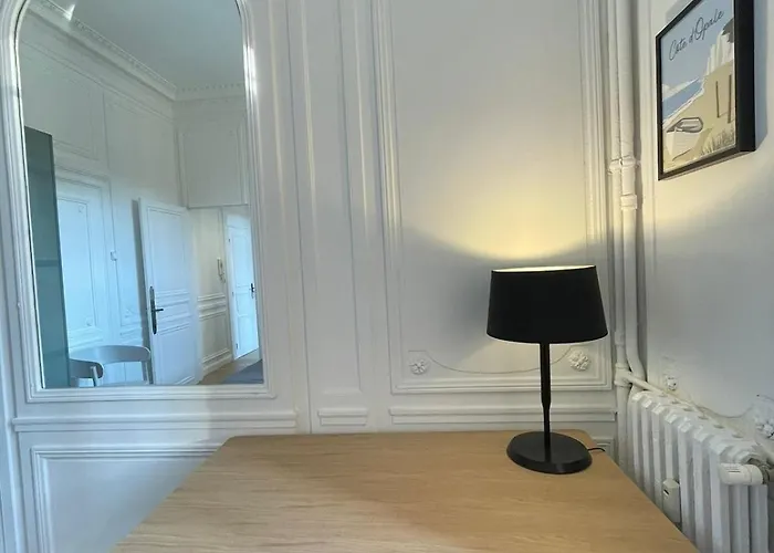 L'entre-deux I Coeur De Ville, Cathedrale